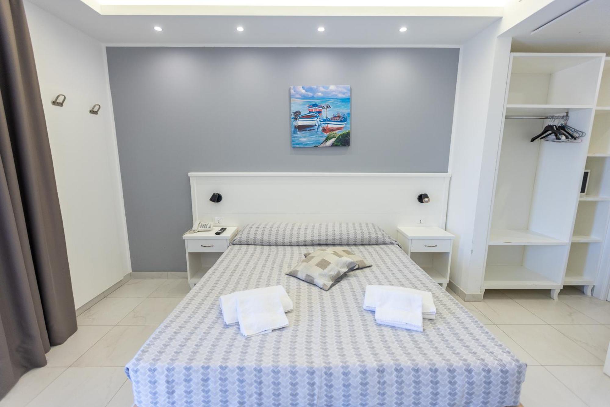 Residenza Kalios Bed & Breakfast Тропеа Екстериор снимка