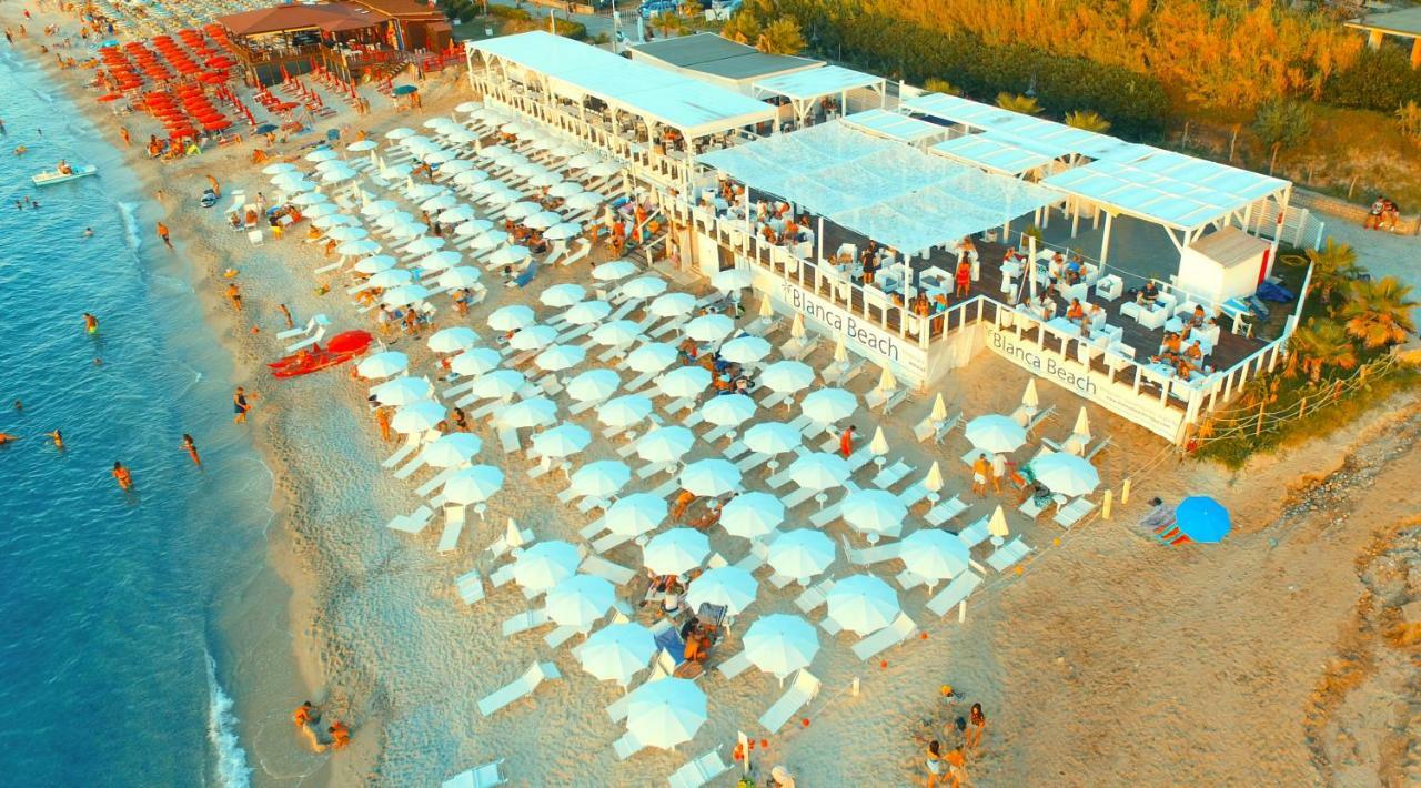 Residenza Kalios Bed & Breakfast Тропеа Екстериор снимка